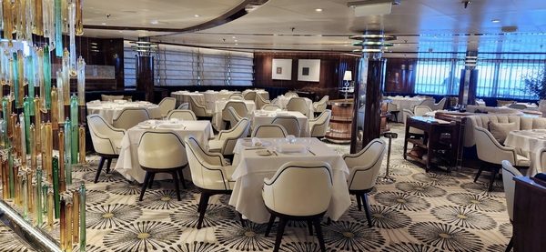 Seabourn Encore & Ovation - Solis 2.JPG